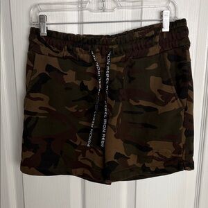 Iron Rebel - Camo Drawstring Shorts - Green/Brown